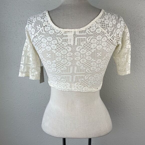 NWT Forever 21 Cream Lace Crop Top Size S - Picture 5 of 7